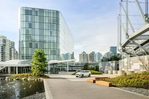Downtown hotel exterior in Vancouver